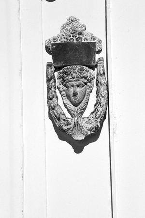 blur in iran antique door entrance and      decorative handle for backgroundの写真素材