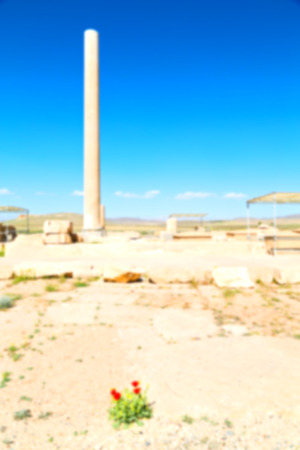 blur  in iran   pasargad the old construction  temple and grave column blurの写真素材