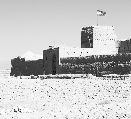 blur in iran the old castle near saryadz brick and skyの写真素材