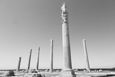 blur  in iran persepolis the old  ruins historical destination monuments and ruinのeditorial素材