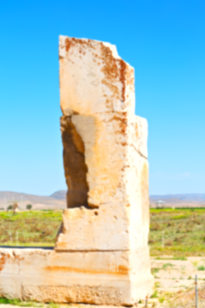 blur  in iran   pasargad the old construction  temple and grave column blurの写真素材