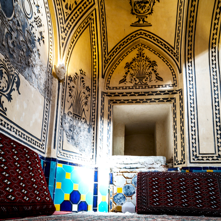 blur in iran  kashan   islamic hammam carpet and fountain for the relaxのeditorial素材