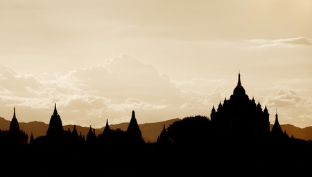 The Temples of bagan at sunrise, Bagan, Myanmarの写真素材