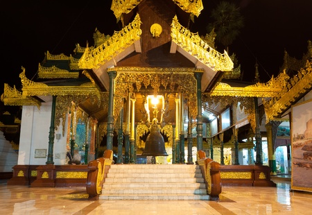 Hall of King Singu&acirc,%uFFFD%uFFFDs Bell in Shwedagon pagoda, Yangon,Myanmarの写真素材