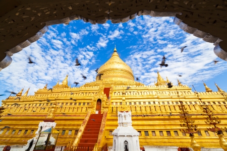 Shwezigon golden Pagoda,Bagan, Myanmarの写真素材