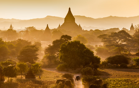 The Temples of bagan at sunrise, Bagan Pagan , Myanmarの写真素材