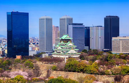 Osaka castle in cherry blossom season, Osaka, Japanのeditorial素材