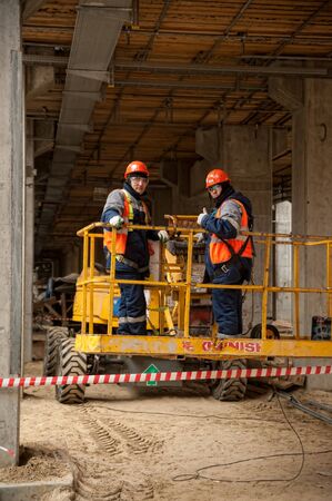 Tobolsk, Russia - May 29. 2018: Sibur company. Construction of plant on processing of hydrocarbons. Workers on construction siteのeditorial素材