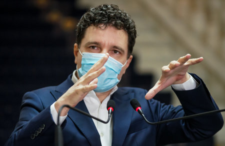 Bucharest, Romania - November 28, 2020: Nicusor Dan, Mayor of Bucharest, speak in a press conference about the ELCEN situation and about the problems of district heating supply in Bucharest.のeditorial素材