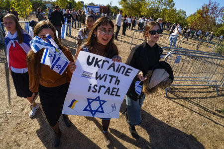 Bucharest, Romania. 12th Oct, 2023: The I Stand With Israel rally organized by the Israeli embassy near the Romanian Parliament. Rally in support for the Israeli state after Hamas terrorist atack.のeditorial素材