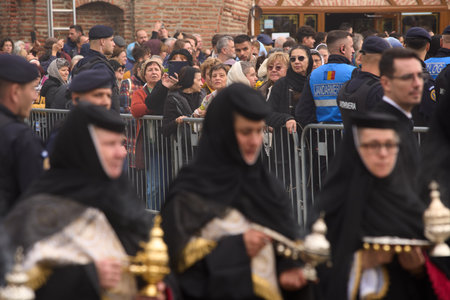 Bucharest, Romania. 24th Oct, 2024: Orthodox faithful during the procession of Saint Demetrius the New, the protector of Bucharest, on the streets around the Romanian Orthodox Patriarchal Cathedral.のeditorial素材