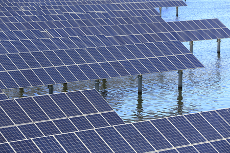 Solar photovoltaic panels and solar photovoltaic power generation systems
