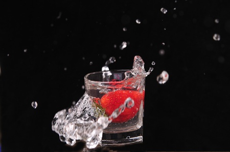  Strawberry crashed into a white cupの写真素材