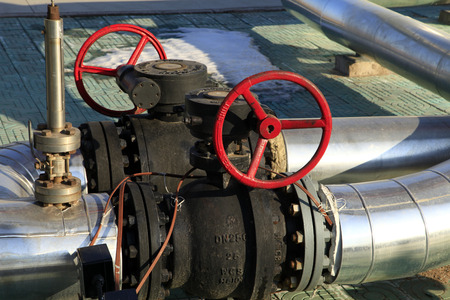 The pipe and valve oil fields