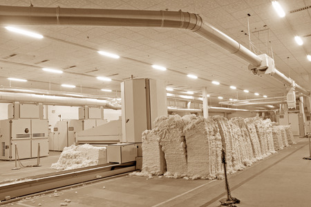 Cotton group in spinning production line factoryのeditorial素材