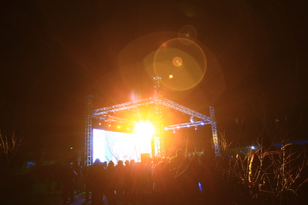 Stage lighting effect in the dark, fuzzy figureの写真素材