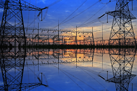 pylon landscape view during sunsetの写真素材