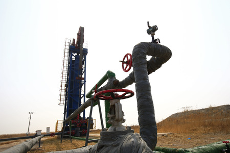 Oil pipes and valves