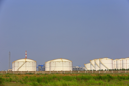 Oil storage tank industrial equipmentのeditorial素材