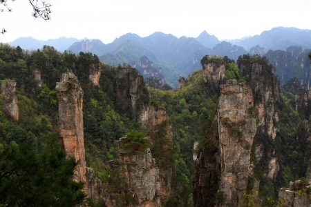 Zhangjiajie City, April 13  TianZi Mountain natural scenery on April 13, 2012, Zhangjiajie City, Hunan, Chinaのeditorial素材