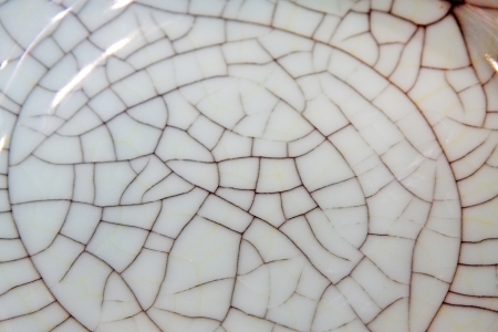 texture crack of porcelain bowl, closeup of photoの写真素材