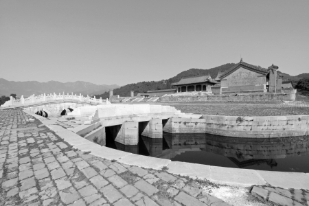 ZUNHUA - MAY 11: White marble three hole stone bridge in the Eastern Royal Tombs of the Qing Dynasty on May 11, 2013, Zunhua, Hebei Province, china.
のeditorial素材