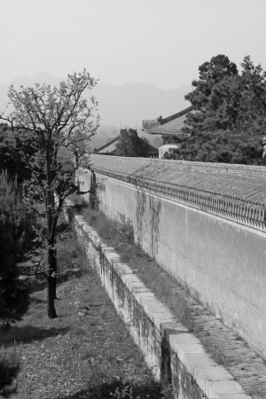 ZUNHUA - MAY 11: Ancient architecture scenery in the Eastern Royal Tombs of the Qing Dynasty on May 11, 2013, Zunhua, Hebei Province, china.のeditorial素材