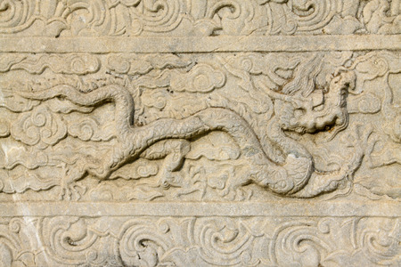 ZUNHUA MAY 18: ancient Chinese traditional style dragon carving, Eastern Tombs of the Qing Dynasty on may 18, 2014, Zunhua county, Hebei Province, China.	
のeditorial素材