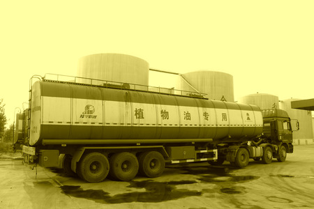 red special vehicles stopped at a factory, north china
のeditorial素材