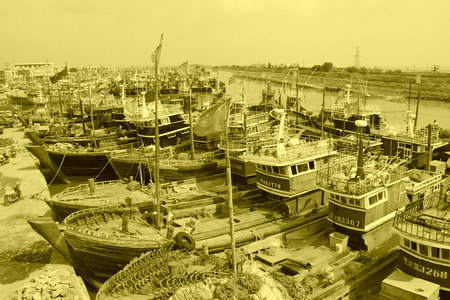 quay ships under the blue sky, north chinaのeditorial素材