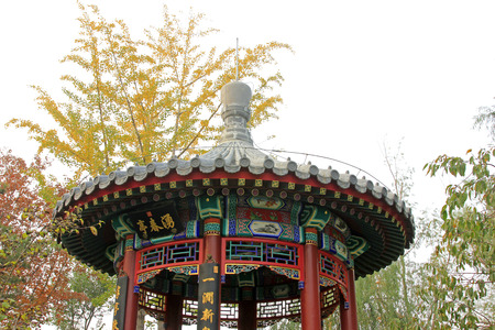 BEIJING - OCTOBER 23: Chinese traditional landscape architecture in a park, on october 23, 2014, Beijing, China.のeditorial素材
