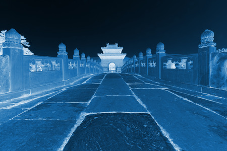 Zunhua, May 13: Shinto tablets pavilions and stone Bridge, Eastern Royal Tombs of the Qing Dynasty on May 13, 2012, Zunhua City, Hebei Province, china.のeditorial素材