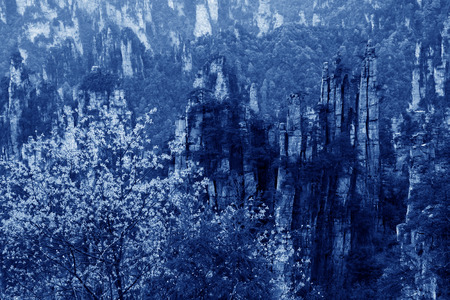 Zhangjiajie City, April 13: TianZi Mountain natural scenery on April 13, 2012, Zhangjiajie City, Hunan, Chinaのeditorial素材