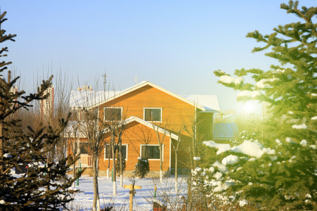 park cabin in the snow, closeup of photoのeditorial素材