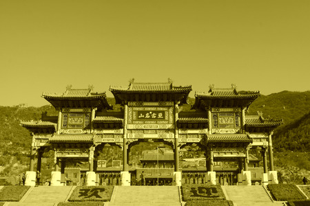 JI COUNTY - APRIL 5: Traditional Chinese style of memorial arch in Panshan Mountain scenic spot, April 5, 2014, ji county, tianjin, China.のeditorial素材