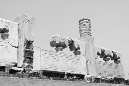 ZUNHUA MAY 18: debris white marble railings, Eastern Tombs of the Qing Dynasty on may 18, 2014, Zunhua county, Hebei Province, China.のeditorial素材