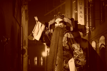 LUANNAN  COUNTY - DECEMBER 13: Chinese traditional PingJu character showing classical costumes, on december 13, 2014, Luannan County, Hebei Province, Chinaのeditorial素材