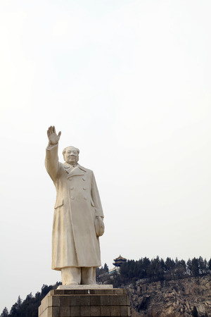 Tangshan City - March 12, 2016: President Mao Zedong sculpture, Tangshan City, Hebei, Chinaのeditorial素材