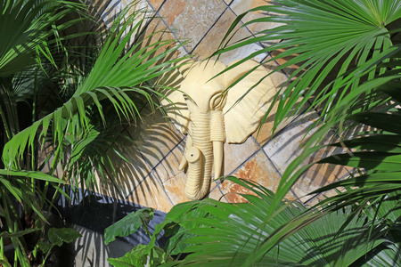 elephant sculpture in the parkの写真素材