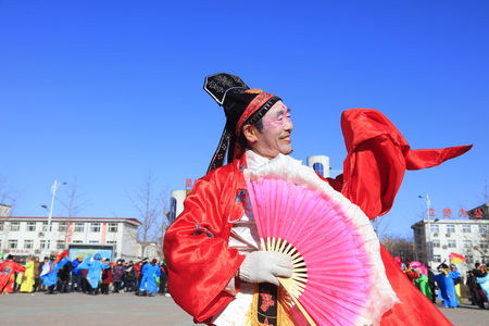 Luannan County - February 9, 2017: Chinese folk dance Yangko performance on the street, Luannan County, Hebei Province, Chinaのeditorial素材