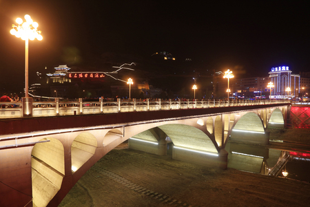 architectural scenery of Yan'an Bridge at night, Chinaのeditorial素材