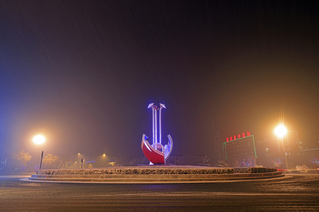Luannan county - March 7, 2018: city sculptures in the snow, luannan county, hebei province, China.のeditorial素材