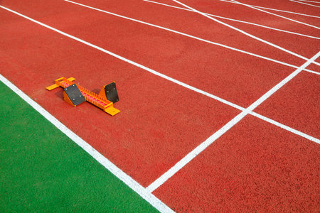starting frame on the plastic runwayの写真素材