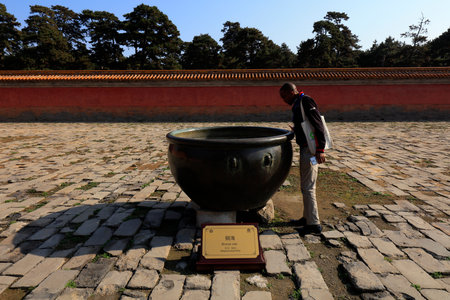 Yi County, China-November 4, 2017: Foreigners visiting Imperial Mausoleums in Qing Dynasty, Yi County, Hebei Province, Chinaのeditorial素材