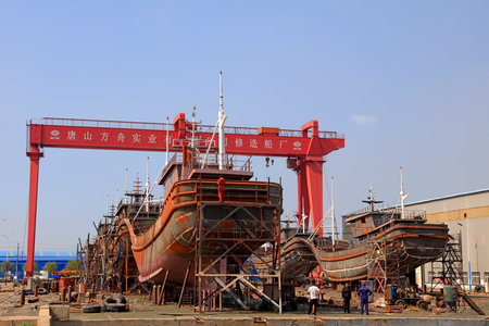 Luannan County-September 1, 2018: Ships under construction in shipyards, Luannan County, Hebei Province, Chinaのeditorial素材
