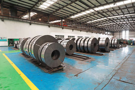 The rolled strip is in the production workshop, North Chinaのeditorial素材