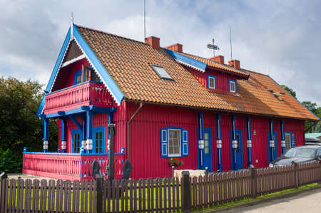August 17, 2017 Nida, Lithuania, old Lithuanian traditional wooden house in Nida.のeditorial素材