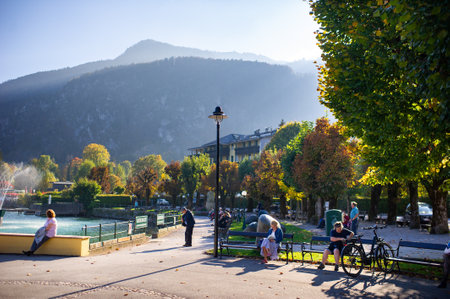 October 8, 2018 Salzkammergut, Austria. Downtown promenade in the Salzkammergut Alps.のeditorial素材