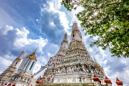 Wat Arun in Bangkok, Thailand. Wat Arun is a Buddhist temple in Bangkok, Thailand.の写真素材