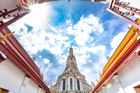 Wat Arun, Temple of Dawn, Bangkok, Thailand.